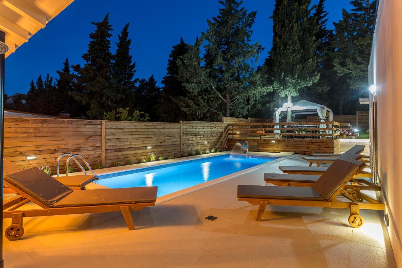 Villa Bila Vila Split - Where Life Meets Luxury & Nature Exterior foto